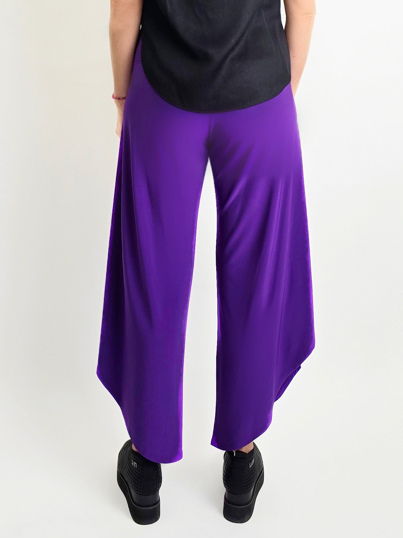 Focus by JJ - Asymmetrical Hem Wrapped Pant