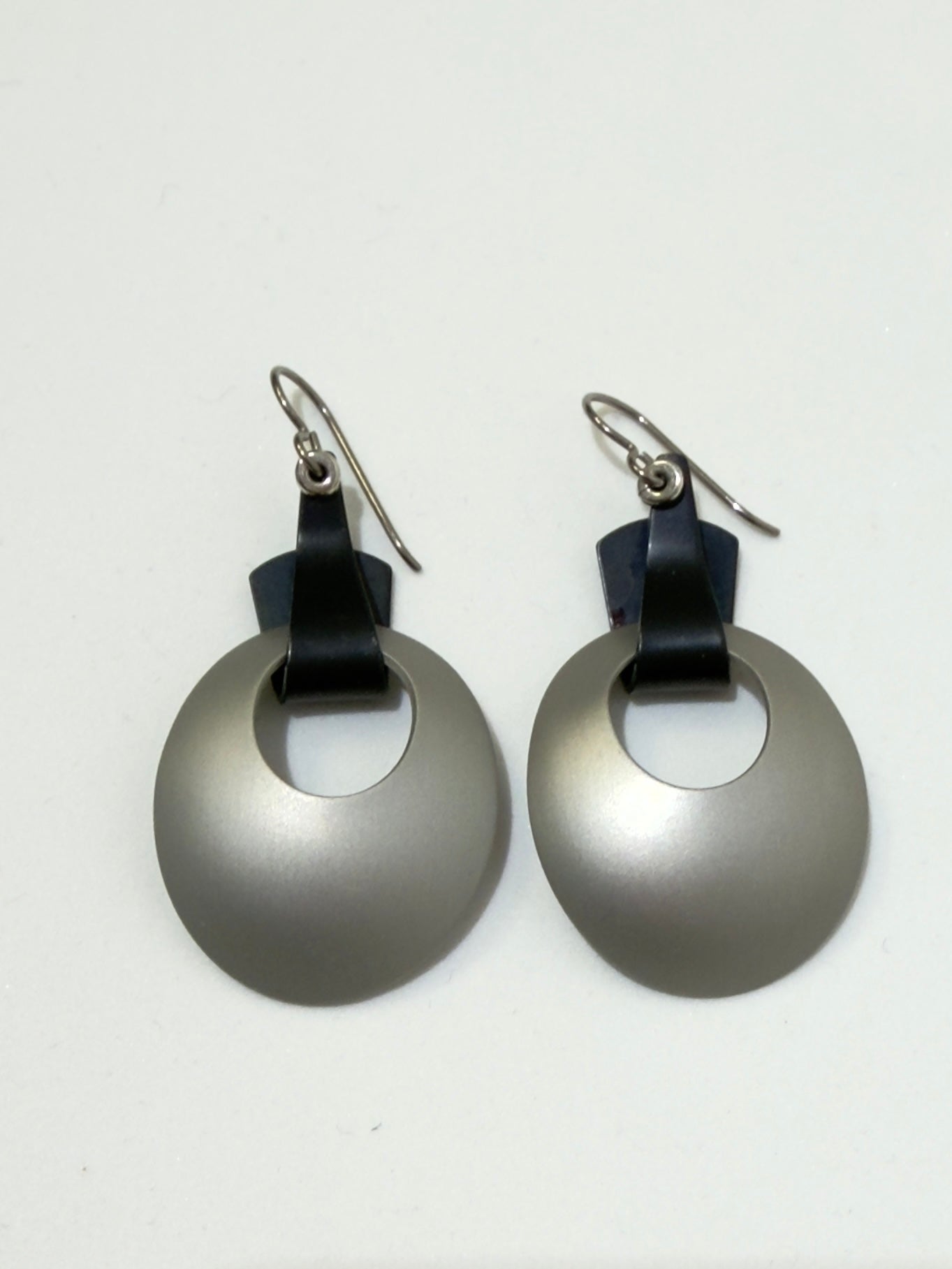 Q3 Art Inc. - Bounce Earrings