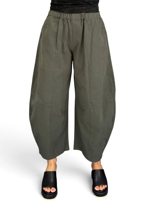 BELLA BLUE - Cotton Barrel Pants