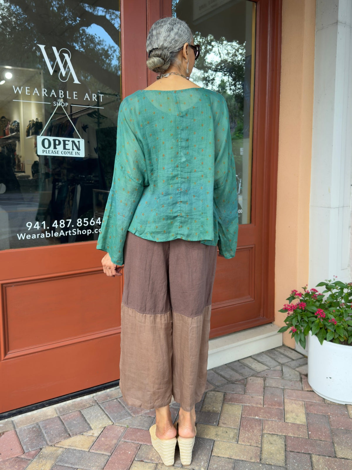 Earth & Loom - Lightweight Linen Top