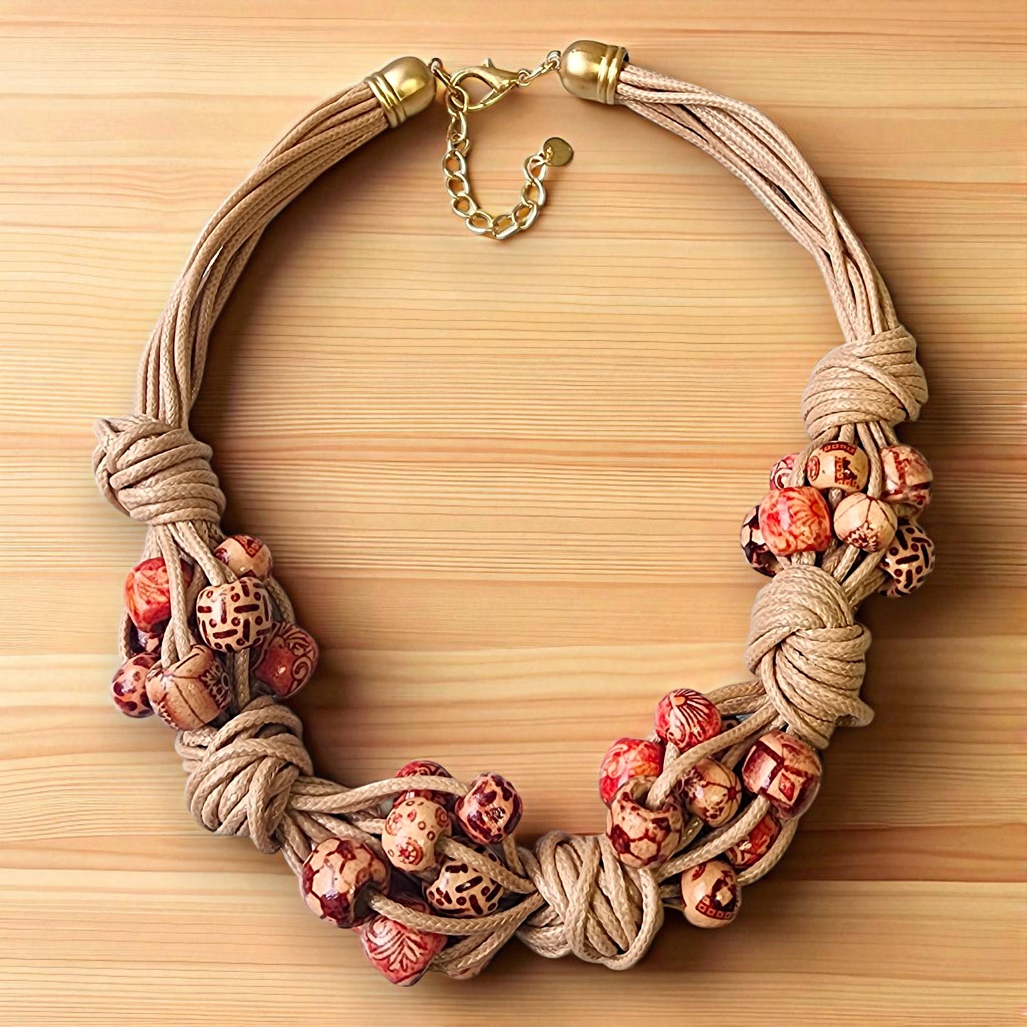 Bijoux Envie Jewelry - Short Beaded Chunky Knot Necklace