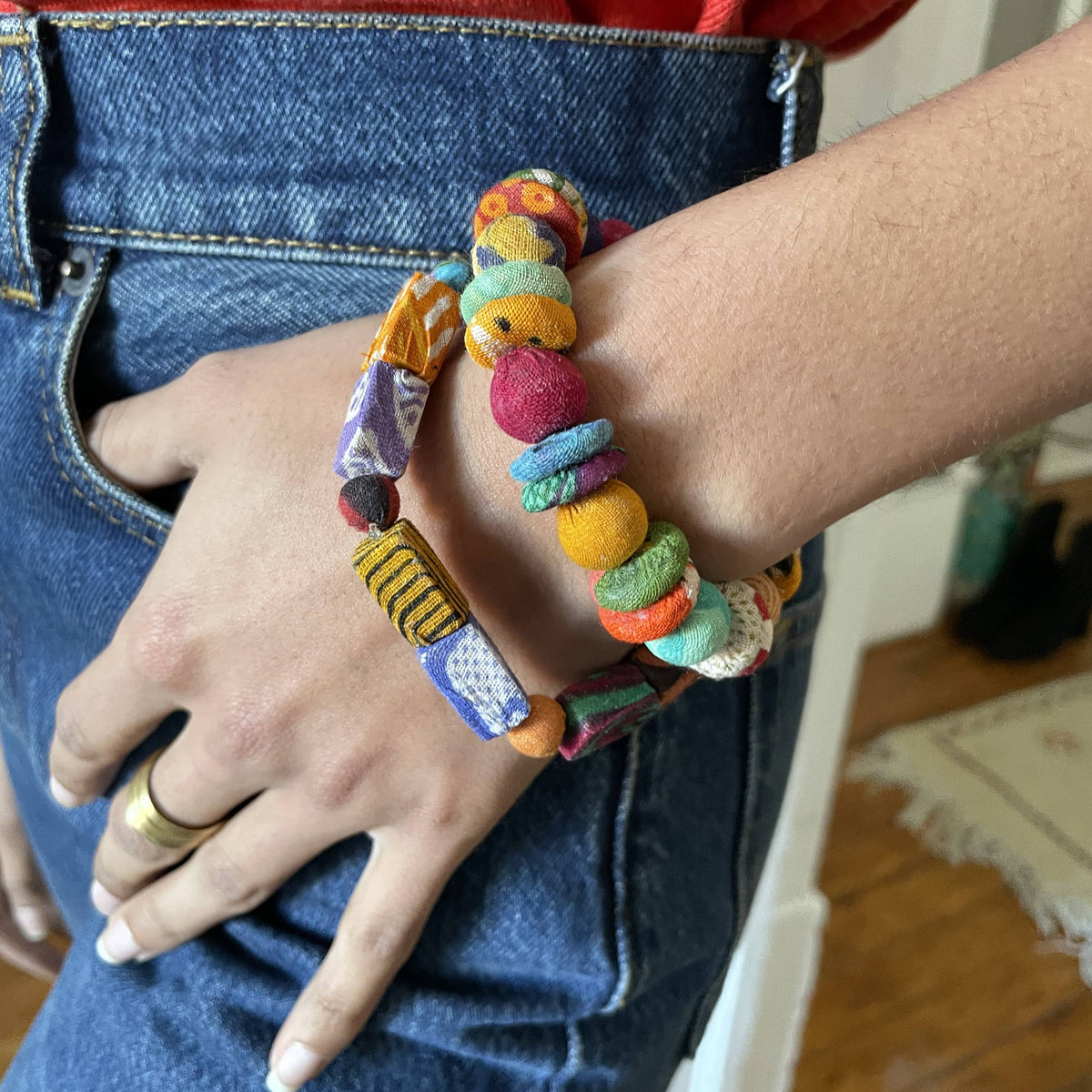 WorldFinds - Kantha Button Bracelet