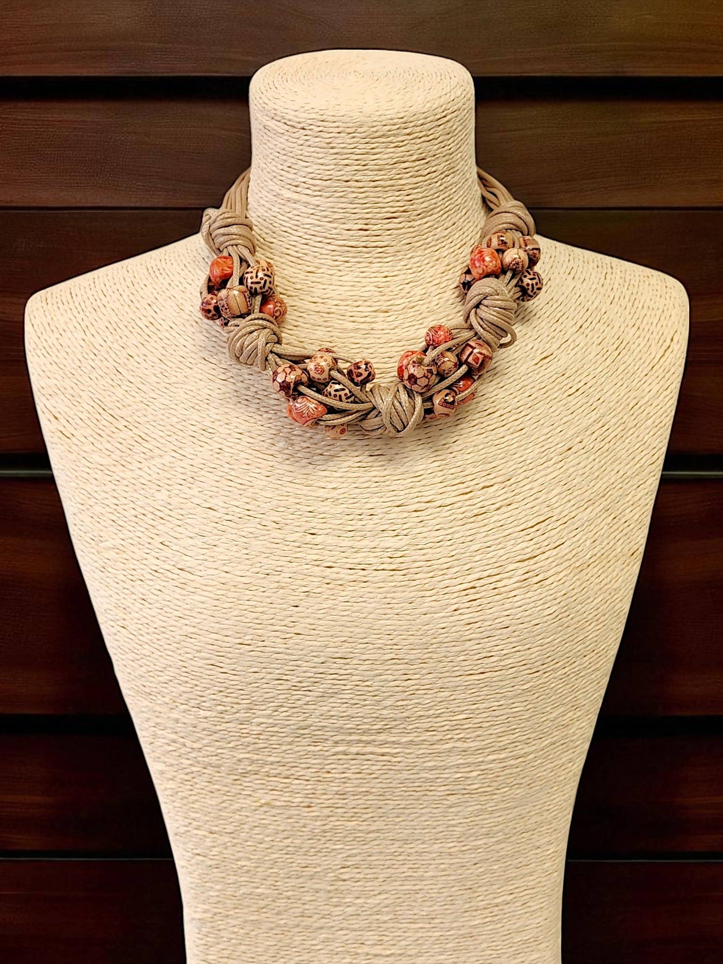 Bijoux Envie Jewelry - Short Beaded Chunky Knot Necklace