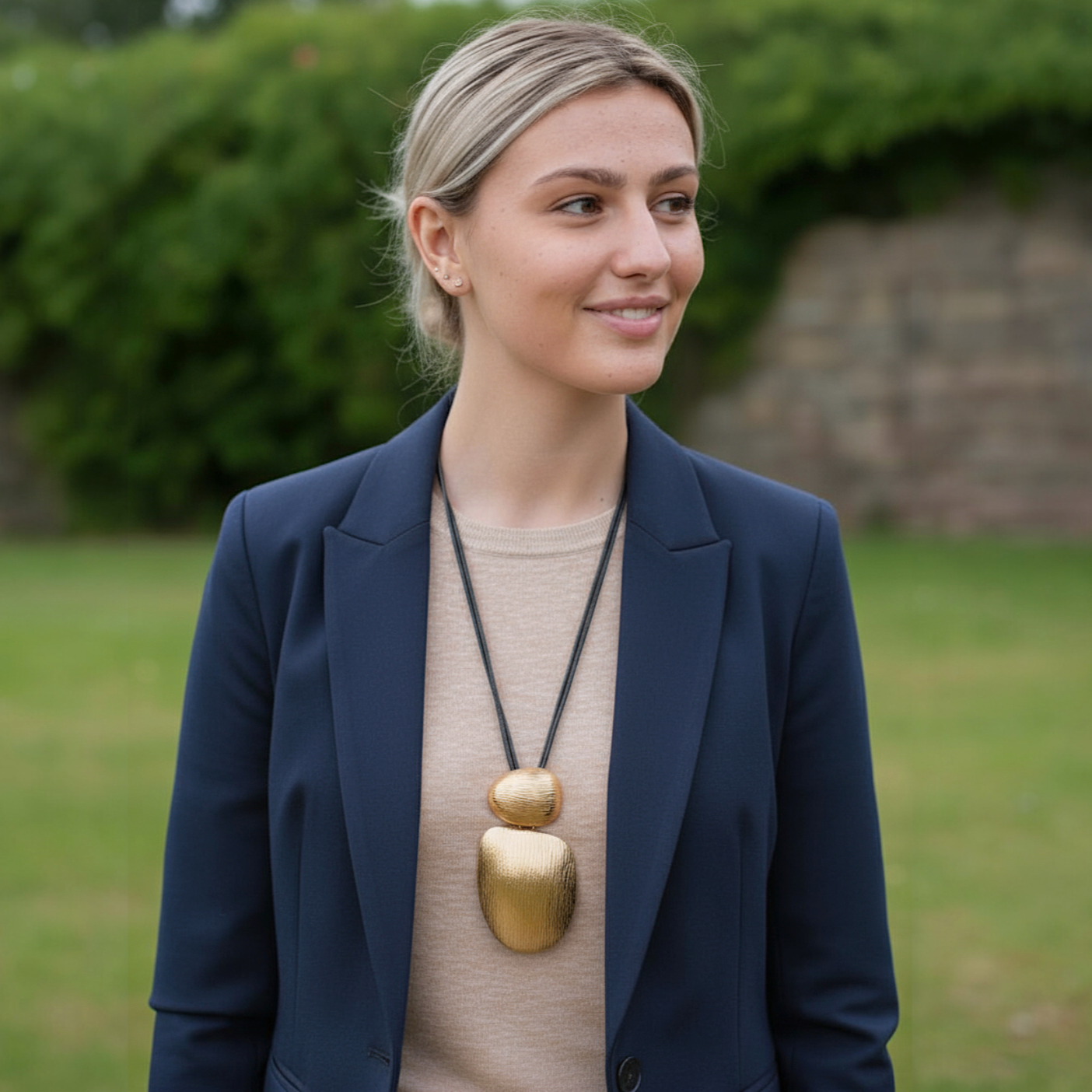 Bijoux Envie Jewelry - Chunky Vintage Pendant Necklace