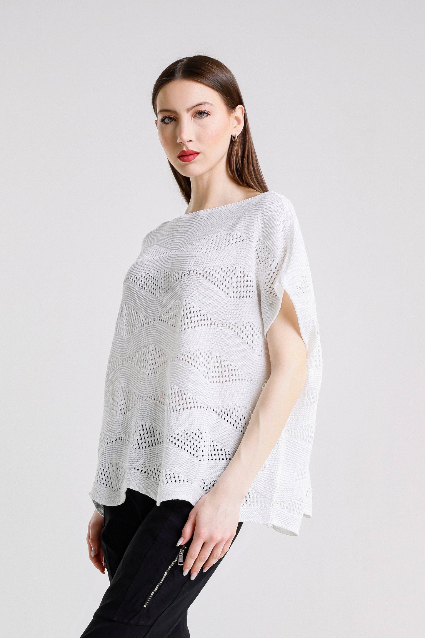 TINA Stephens - Patsy SS Wave Knit Sweater/ White