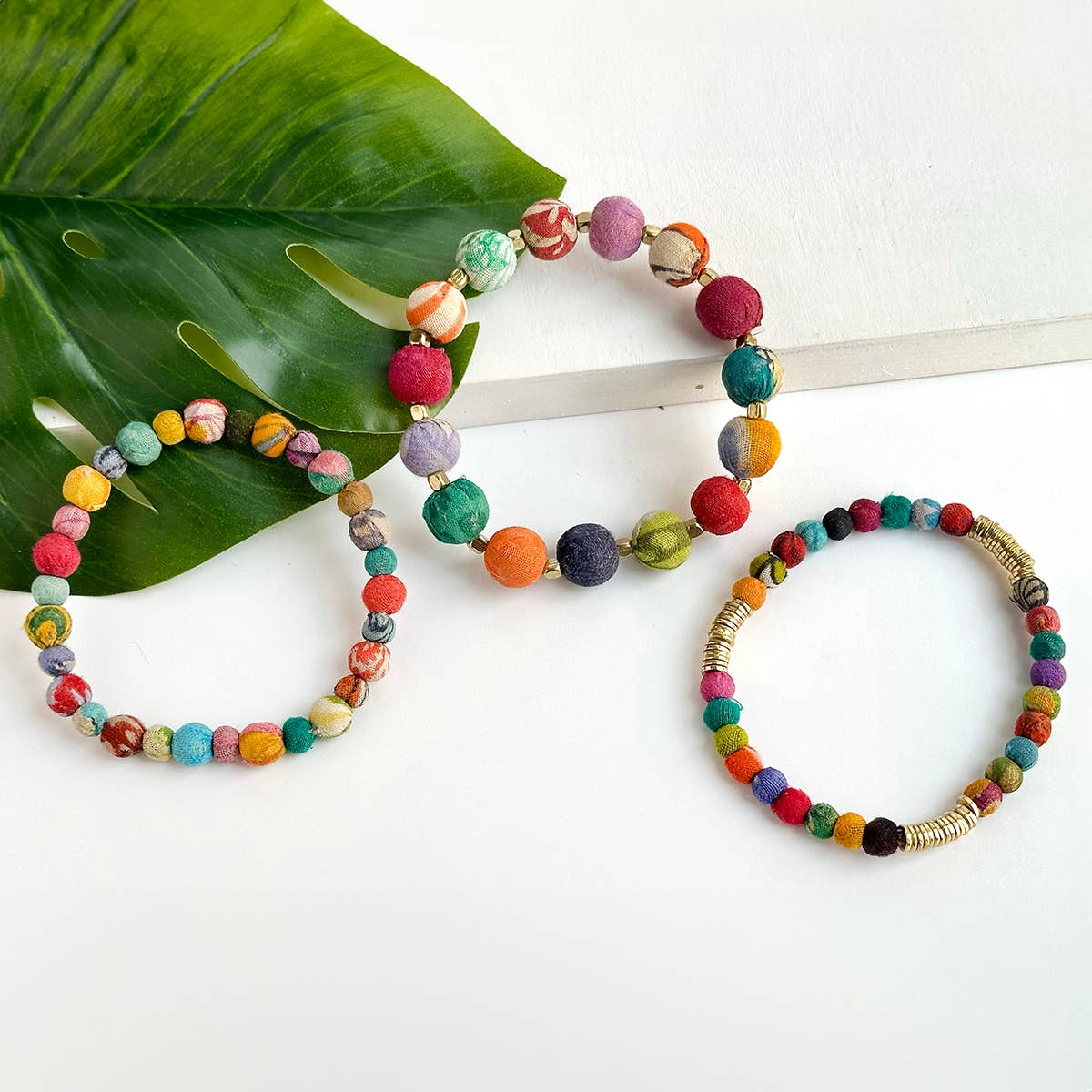 WorldFinds - Small Kantha Bauble Bracelet