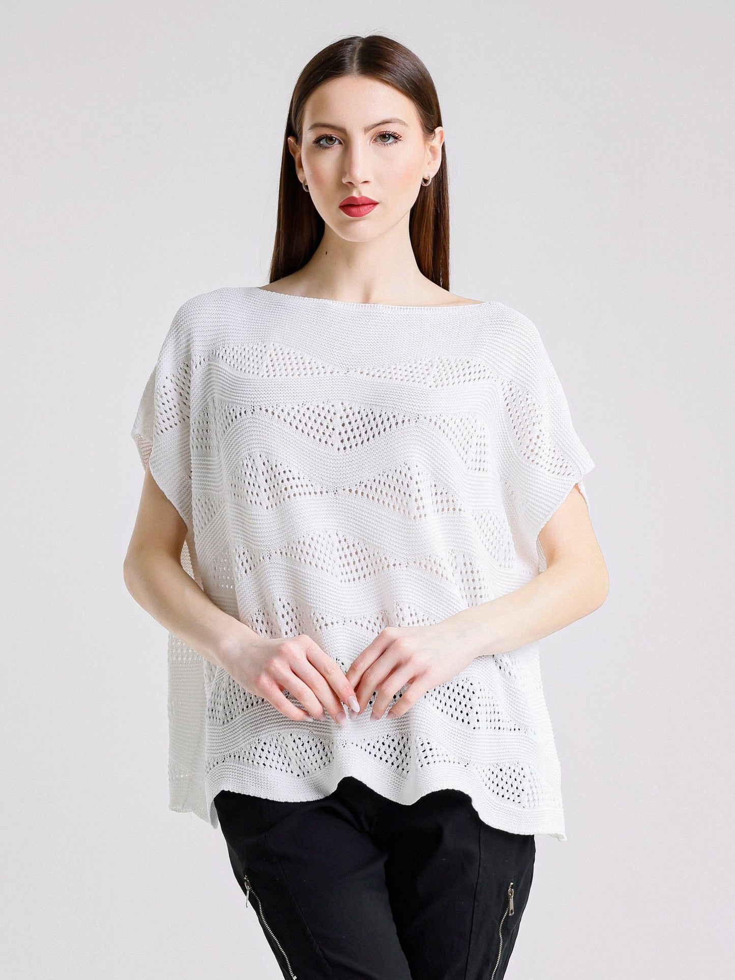 TINA Stephens - Patsy SS Wave Knit Sweater/ White