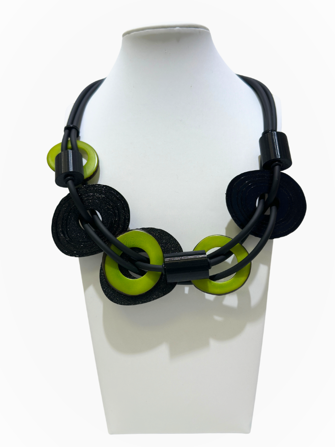 Samuel Coraux - Modern Art Necklace/Kiwi